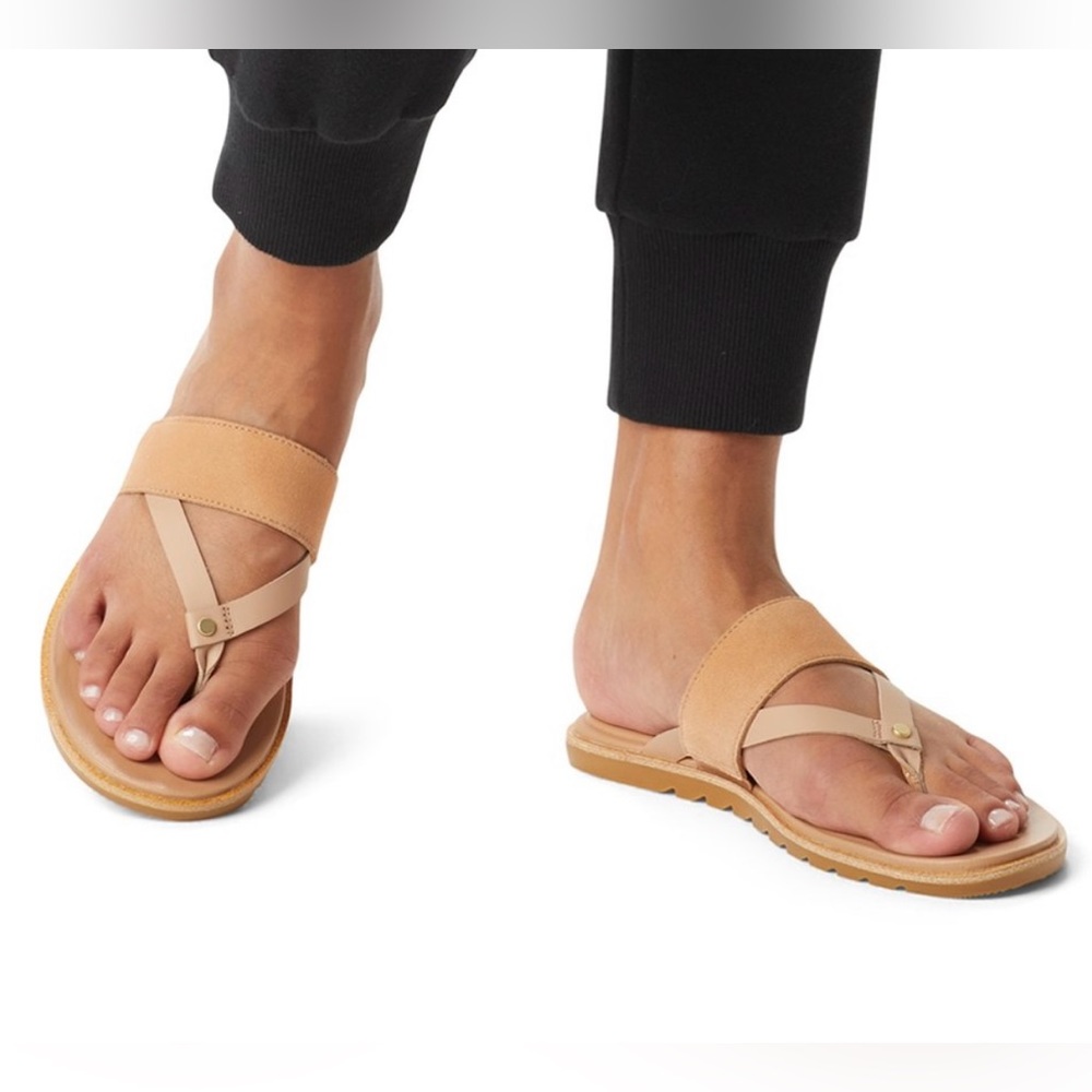 NEW SOREL Honest Beige & Gum Ella Il Easy Flip Suede Sandal - Women 8.5